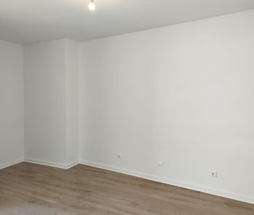 Refurbished 3 bedroom apartment with balconies in S. Lázaro in Brag... - Photo 6