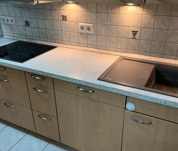 Große 2 Zimmer Wohnung in Zuffenhausen Zentrum - Photo 1