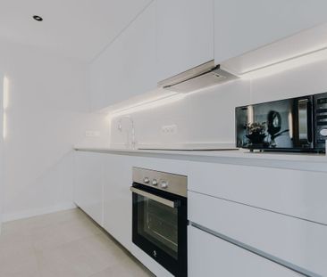 Apartment in Selwo, Costa del Sol - Photo 5