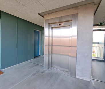 Appartement te huur: Houtstraat 23 1353 BA Almere - Photo 1