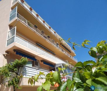 Location Appartement 3 pièces 75m² TOULON 83200 - Photo 5