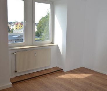 Schöne 4-Raum-Wohnung mit offener Küche und Badmöbel in Waldheim - Foto 1