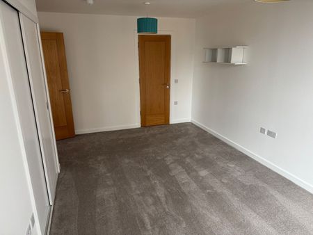 2 Bed Flat, Wharf Approach, LS1 - Photo 2