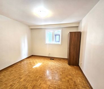 For Lease - 93 North Ridge Road, Vaughan, Ontario - Photo 6