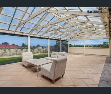 26 Slade Crescent, Hallett Cove, SA 5158 - Photo 6