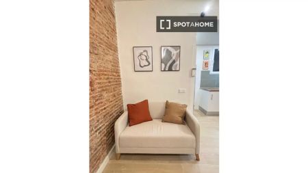 Piso de alquiler en El Raval - Foto 3