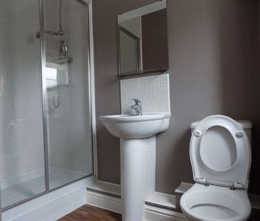 2 bedroom apartment to rent - Photo 6