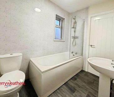 Hall Crescent, Rotherham, S60 - Photo 2