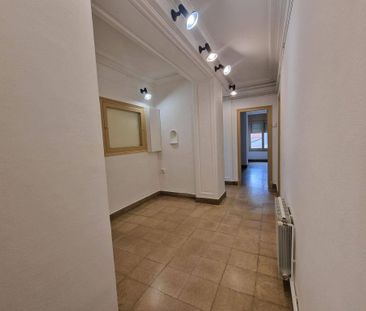 5 room luxury Apartment for rent in Sabadell, Catalonia - Photo 3