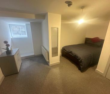 Ebor Terrace (Room 1) - Photo 4