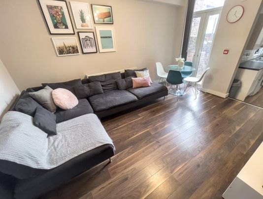 5 bedroom house to rent - Photo 1