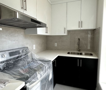 For Lease - 643 Bathurst Street Unit# 103, Toronto, Ontario - Photo 1