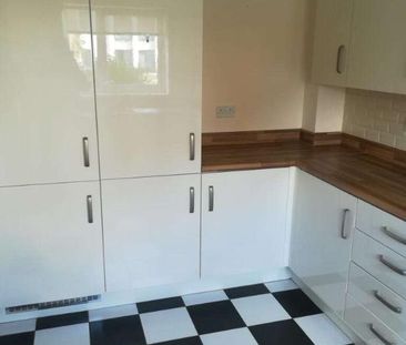 Fen Street, Milton Keynes, Buckinghamshire, MK10 - Photo 3