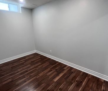 For Lease - 15 BIRCHPARK Drive Unit# Basement Apartment, Whitby, On... - Photo 2