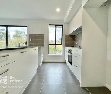 2 BEDROOM HOME IN PEACEFUL HOLMESVILLE - Photo 5