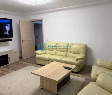 Royal Imobiliare - Inchiriere apartament 4 camere zona Republicii - Photo 2