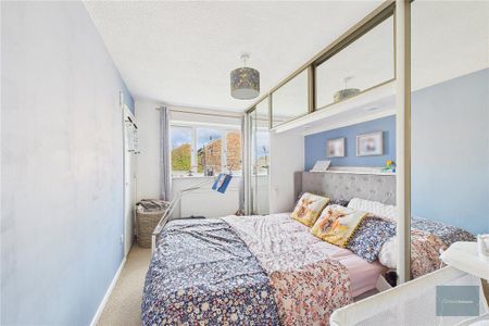 2 bedroom semi-detached house to rent - Photo 3