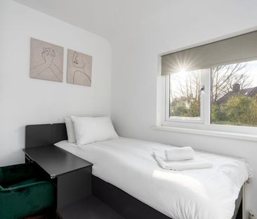 3 Bed Terraced House, Woodside Road, NG9 - Photo 4