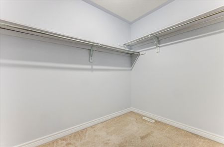 For Lease - 140 Durhamview Crescent, Whitchurch-Stouffville, Ontario - Photo 3