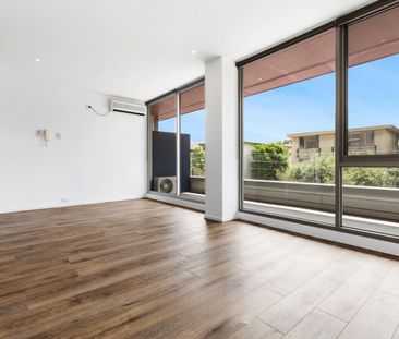 Bright One Bed with Apartment Width Balcony! - Photo 1