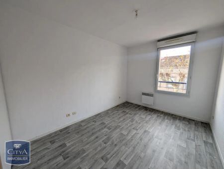 Appartement à louer 3 pièces 62.3m² - Photo 2