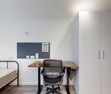 Studio to rent - Photo 6