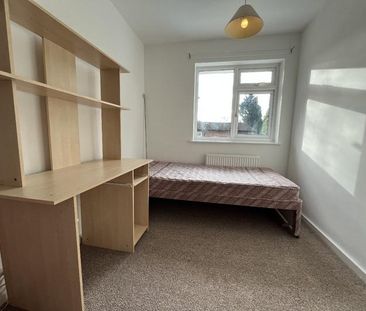 3 bedroom terraced house to rent - Photo 6