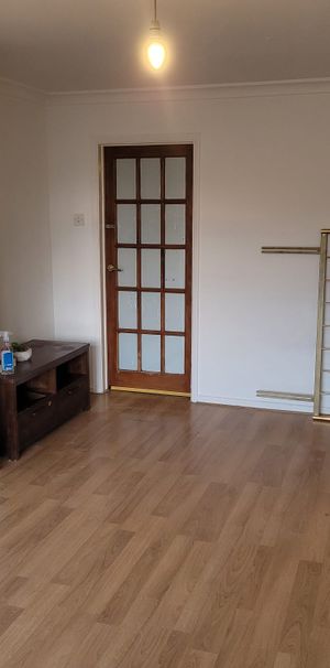 Court Close, Aylesbury - Photo 1