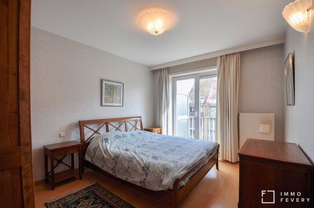 Goed onderhouden, gemeubeld 2 slaapkamer appartement in het centrum van Knokke! - Photo 2