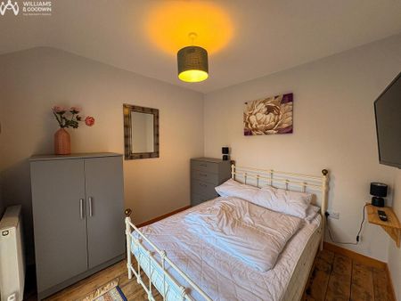 3 bedroom semi-detached house to rent - Photo 5