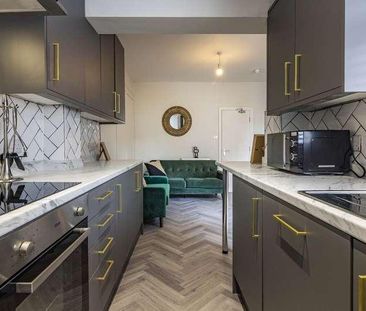 Ripon St // Bed + Bath // All En-suite // Aug, LN5 - Photo 3