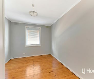 Spacious 3 Bedroom Family Home - Photo 2