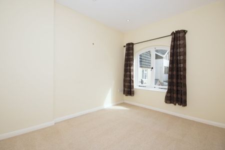 Lombard Street, Abingdon - Photo 3