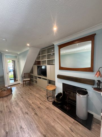 24 The Poplars, Monkstown Valley, Blackrock - Photo 2