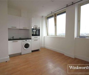 Shenley Road, Borehamwood, Hertfordshire, WD6 - Photo 2