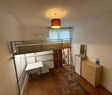 Studio to rent - Photo 6