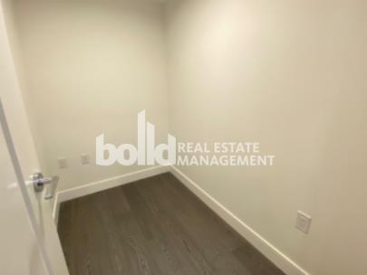 #101 488 W 58th Ave, Vancouver, BC V5Y 2Z5, Canada - Photo 5