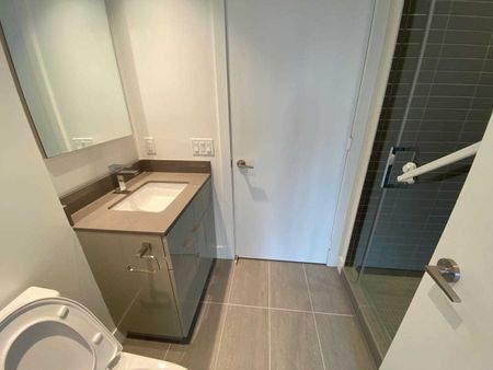 For Lease - 7 Grenville Street Unit# 2205, Toronto, Ontario - Photo 2