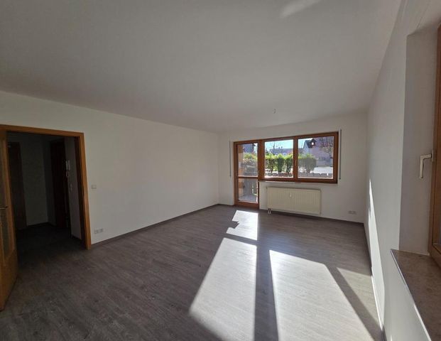 Erstbezug nach Komplettmodernisierung - Helle 3-Raum-Wohnung - Foto 1