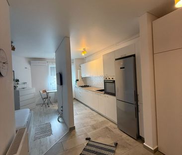 GARSONIERĂ MODERNĂ-LOC PARCARE INCLUS-MILITARI RESIDENCE - Fotografie 4