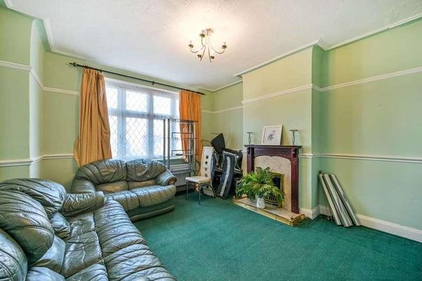 Heath Road, Hounslow, TW3 - Photo 1