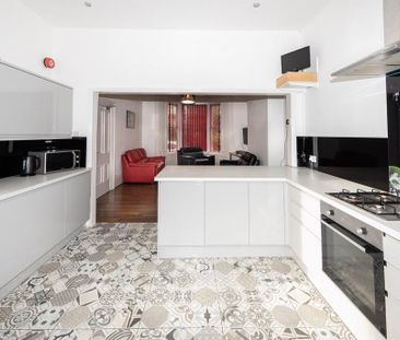 8 bedroom house share to rent - Photo 3