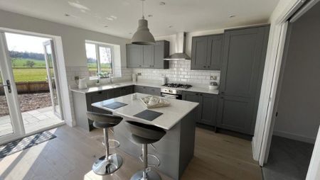 4 bedroom property to rent - Photo 5