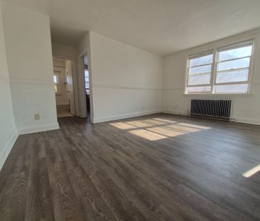 For Lease - 330 Chisholm Avenue Unit# 6, Toronto, Ontario - Photo 4