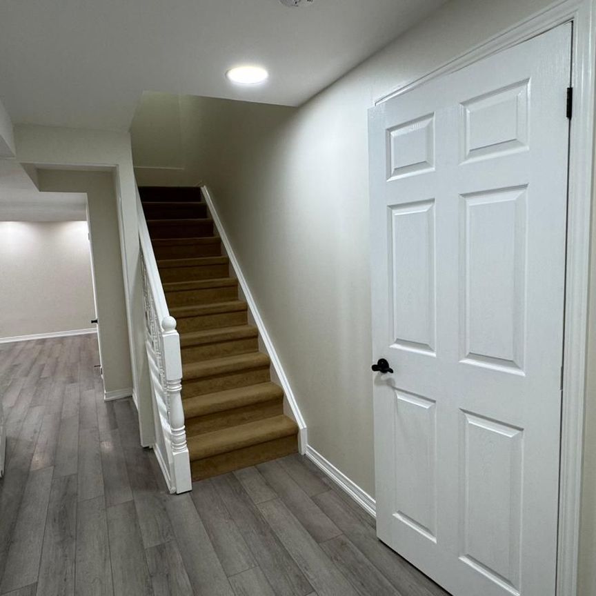 For Lease - 59 Bridgeport Crescent Unit# Bsmt, Hamilton, Ontario - Photo 1