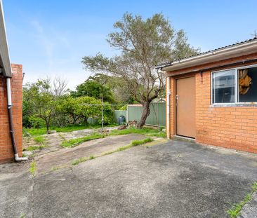 Freshly Updated Full Brick Home in Convenient Pocket - Photo 5