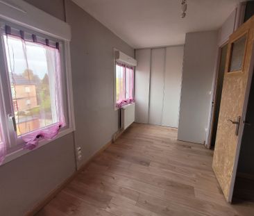 Location Appartement 3 pièces 77m² VALENCIENNES 59300 - Photo 4