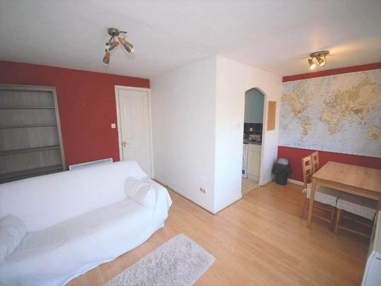 2 bedroom house share to rent - Photo 1