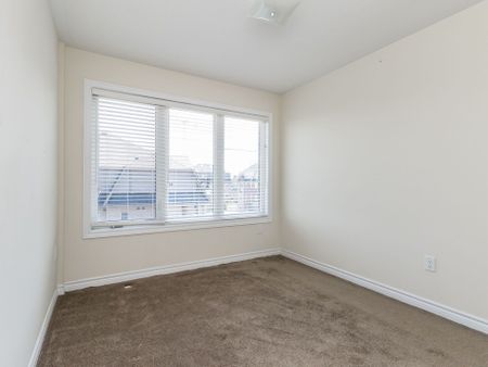 For Lease - 200 Veterans Drive Unit# 09, Brampton, Ontario - Photo 2