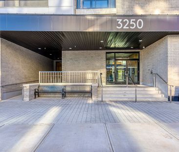 For Lease - 3250 Carding Mill Trail Unit# 522, Oakville, Ontario - Photo 6
